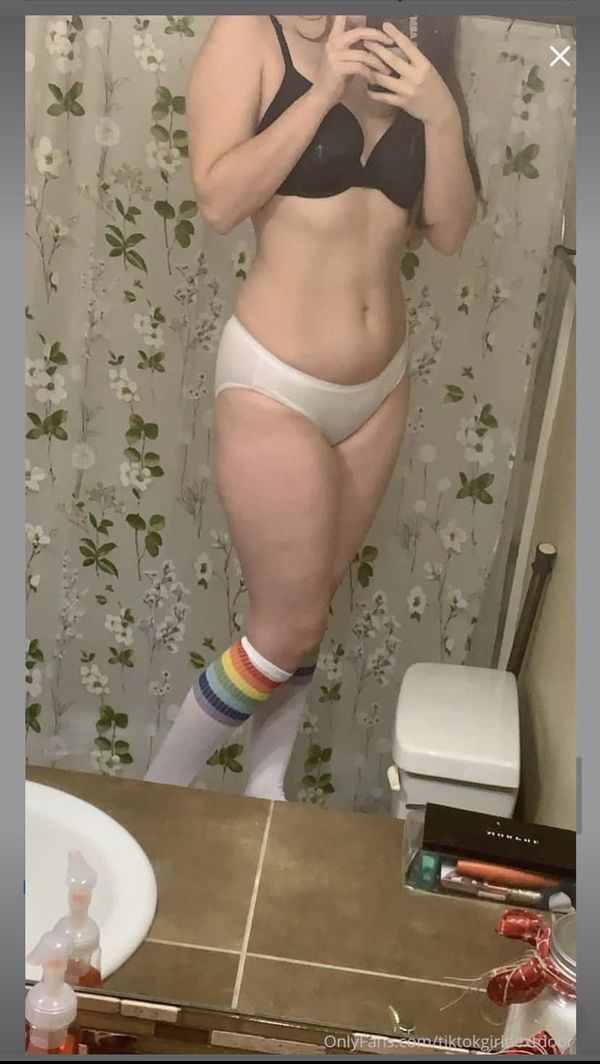 tiktokgirlnextdoor nude tiktokgirlnextdoor nude